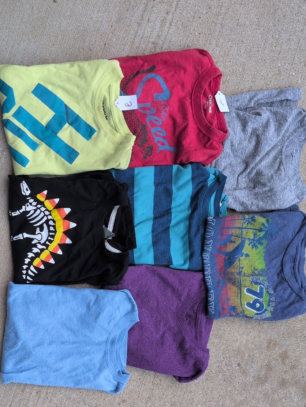 8 Kids Short Sleeve Shorts Bundle Size Small (6-7) Mixed Brands